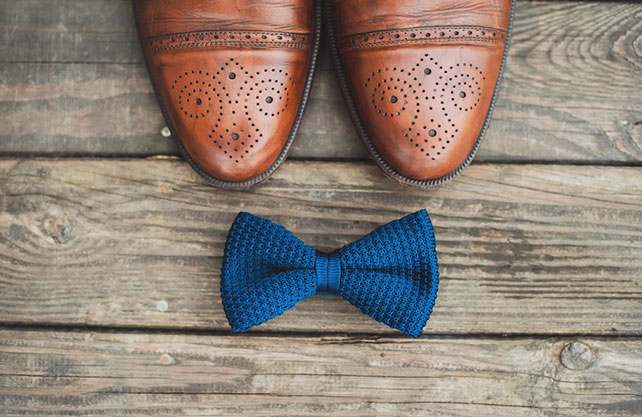 ботинки и бабочка жениха, Трогательная рустикальная свадьба Насти и Паши