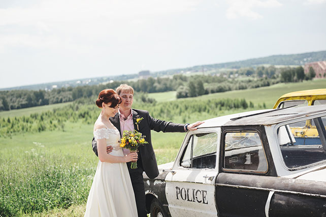 рустикальная свадьба на ранчо, фотосессия жениха и невесты