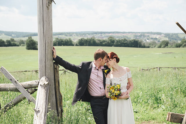 рустикальная свадьба на ранчо, фотосессия жениха и невесты