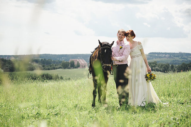 рустикальная свадьба на ранчо, фотосессия жениха и невесты