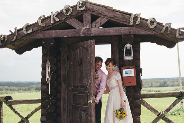 рустикальная свадьба на ранчо, фотосессия жениха и невесты