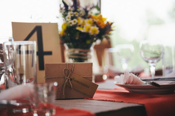 рустикальная свадьба на ранчо, бонбоньерки для гостей