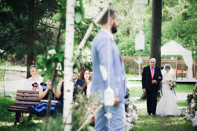 Рустикальная свадьба в пастельных тонах, отец невесты