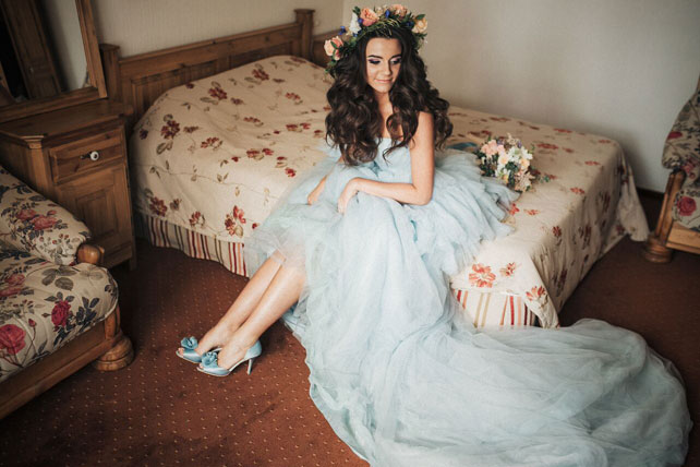 Рустикальная свадьба в пастельных тонах, сборы невеста
