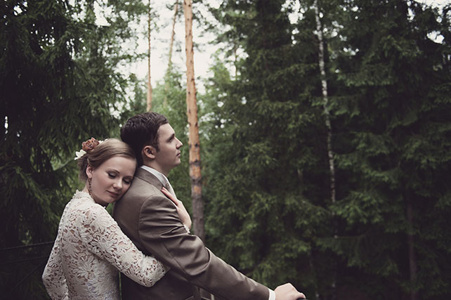 Рустикальная свадьба, жених и невеста