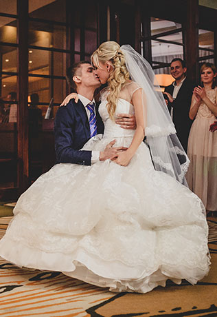 рябиновая свадьба, танец молодоженов