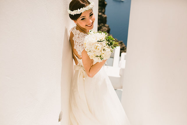 Солнечная свадьба на острове Санторини, Александр и Александра, образ невесты