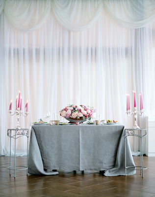 Стол молодожен