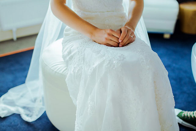 Лена и Миша: свадьба в синем цвете, свадебное платье