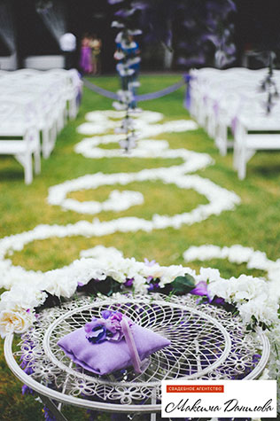 сиреневая свадьба, сиреневая подушечка для колец