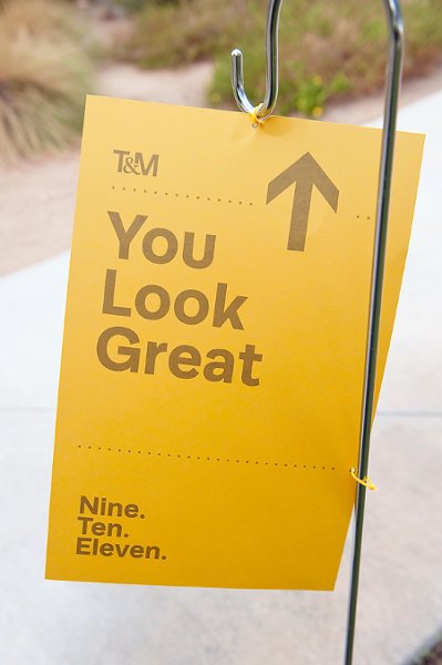 Жетлая табличка