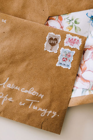 mmm, конверт с приглашением