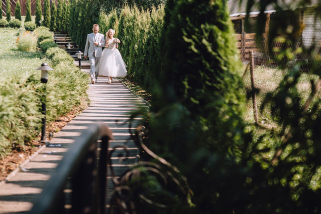 mmm, отец ведет невесту