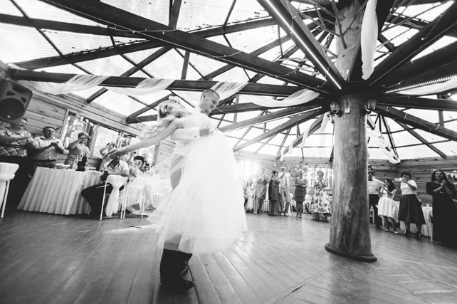 mmm, танец жениха и невесты