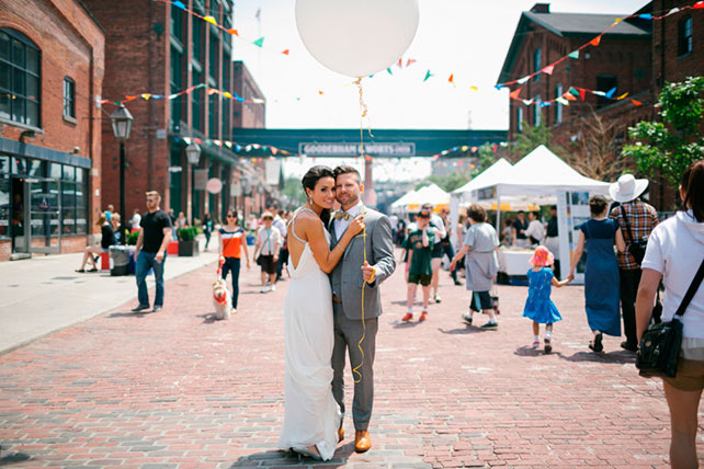 серо-желтая свадьба, фотосессия с шарами