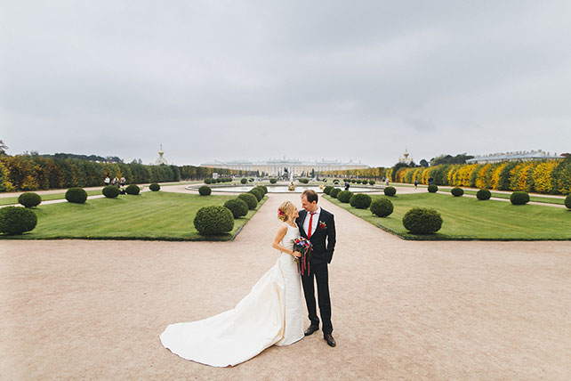 стильная свадьба в морской палитре, жених и невеста