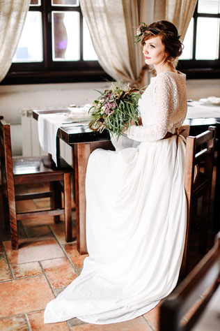 Стильная рустикальная свадьба, невеста 