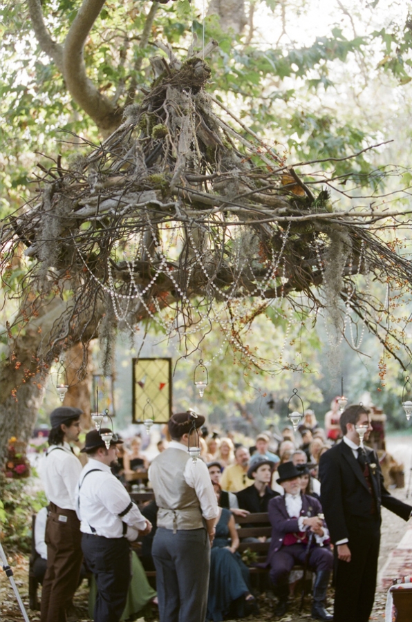 декор из сухих веток