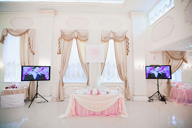 Изящная свадьба в тематике балет, декор банкетного зала