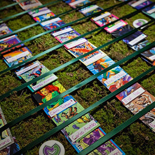 рассадочные карточки, Мириам и Джей: свадьба по комиксам