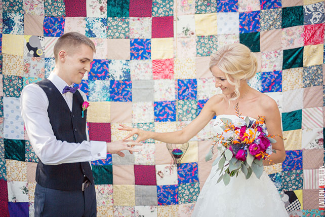 церемония бракосочетания, Анна и Александр: свадьба в стиле настольной игры Диксит