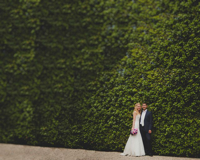 Оксана и Павел: свадьба для двоих на озере Комо, фотосессия жениха и невесты