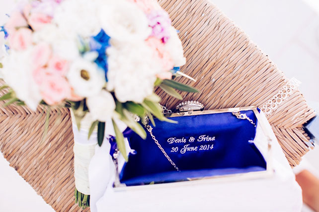 свадьба для двоих на Санторини, сумочка невесты