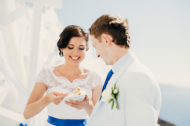 свадьба для двоих на Санторини, жених и невеста