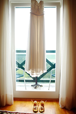 свадьба для двоих в Словении, платье невесты