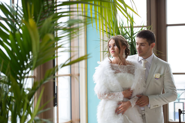 свадьба города мира, жених и невеста