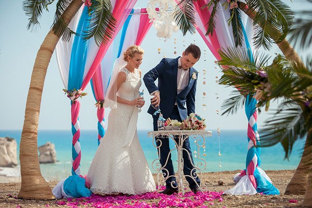 Свадьба на Кипре, цветной песок