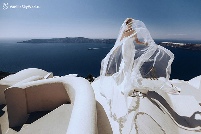 свадьба на Санторини, образ невесты
