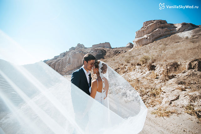 свадьба на Санторини, жених и невеста