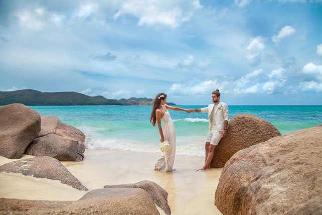 Свадьба на Сейшелах,фотосессия молодоженов на пляже