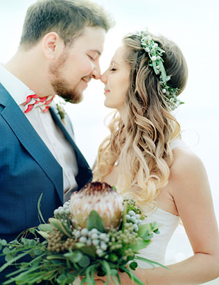 современная свадьба, жених и невеста