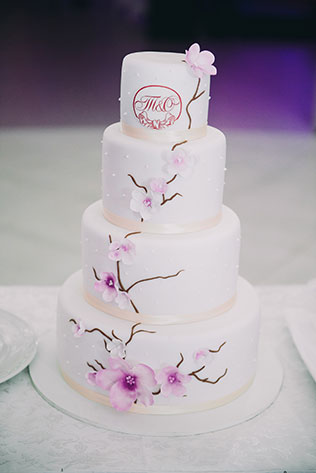 Свадьба орхидей, свадебный торт, украшенный орхидеями