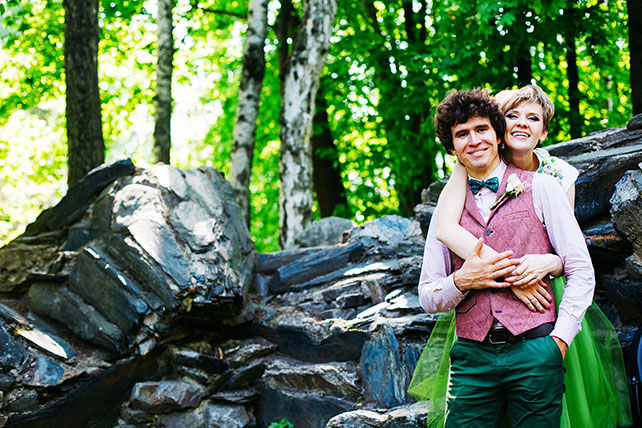 Свадьба с хаски, счастливые молодожены