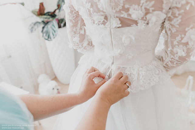 свадьба в нежных тонах, розовый и бирюзовый, платье невесты