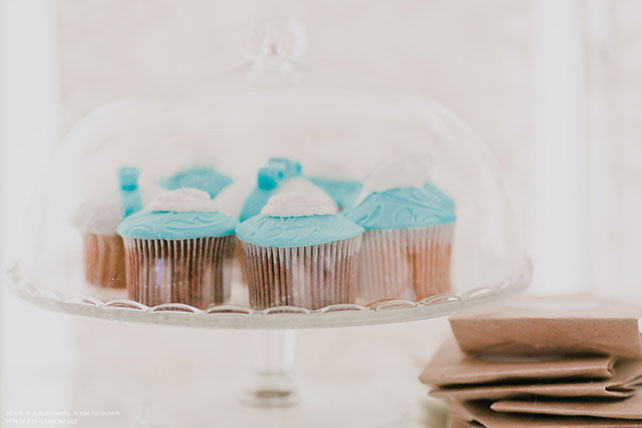 свадьба в нежных тонах, розовый и бирюзовый, сладкий стол, капкейки