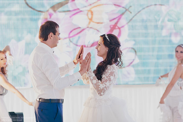 свадьба в нежных тонах, розовый и бирюзовый, церемония, жених и невеста