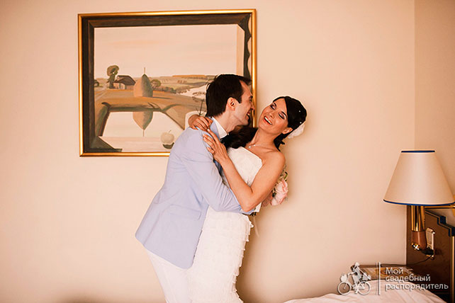 свадьба с самолетами, жених и невеста