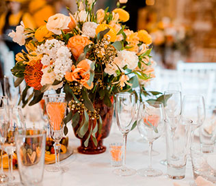 тематическая свадьба стройка, цветочное оформление