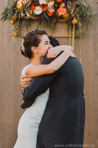 Осенняя свадьба в английском стиле, церемония, жених и невеста