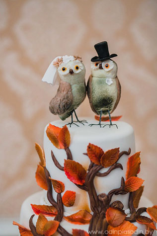 Осенняя свадьба в английском стиле, осенний торт с совами 