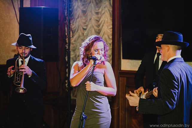 Осенняя свадьба в английском стиле, живая музыка