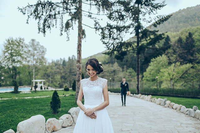 жених впервые видит невесту