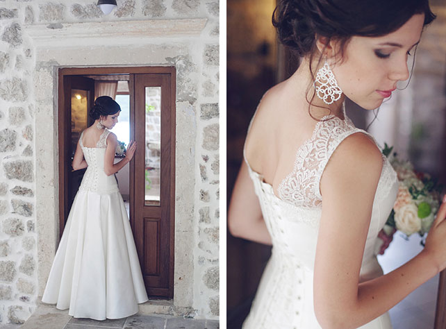 Романтика в Черногории, свадьба Анастасии и Виктора, невеста в белом свадебном платье с кружевным верхом