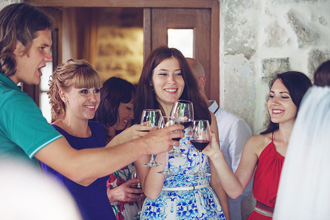 Романтика в Черногории, свадьба Анастасии и Виктора, гости на свадьбе