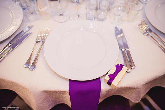 Свадьба в европейском стиле, сервировка стола