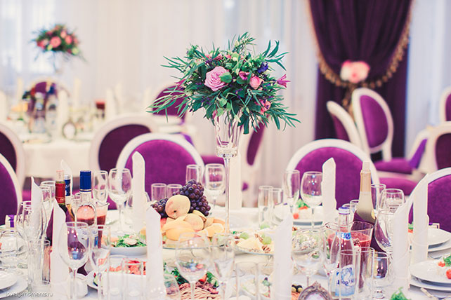 Свадьба в европейском стиле, сервировка стола